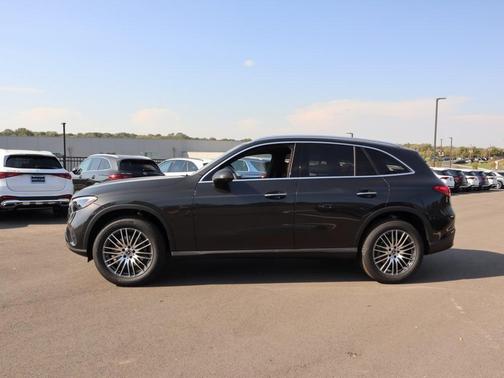 2026 Mercedes-Benz GLC 300 Base 4MATIC