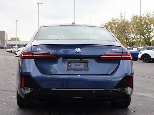 2024 BMW i5 M60