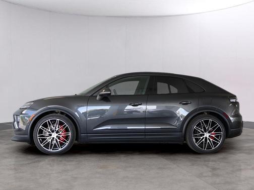 Volcano Grey Metallic 2025 Porsche Macan 4S