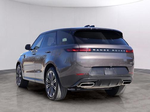 2024 Land Rover Range Rover Sport SE