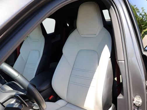 Quartzite Grey Metallic 2024 Porsche Cayenne S Coupe AWD