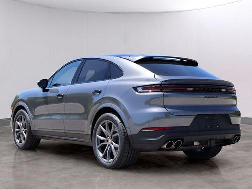 Quartzite Grey Metallic 2024 Porsche Cayenne S Coupe AWD