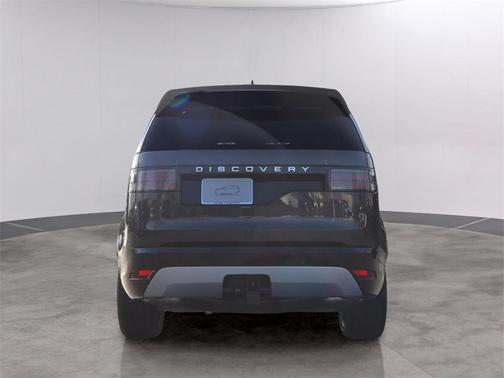 2026 Land Rover Discovery Tempest Edition