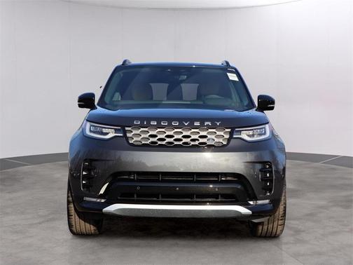2026 Land Rover Discovery Tempest Edition