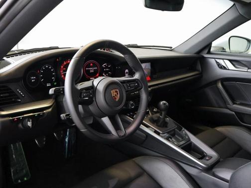 2020 Porsche 911 Carrera 4S