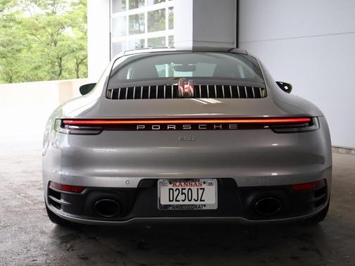 2020 Porsche 911 Carrera 4S