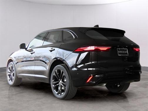 2026 Jaguar F-PACE P250 R-Dynamic S