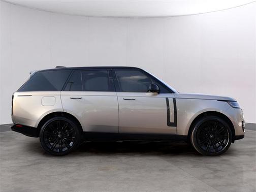 2023 Land Rover Range Rover P400 SE