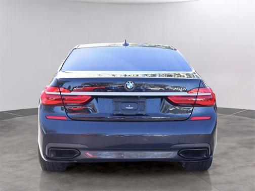 2019 BMW 750 i xDrive