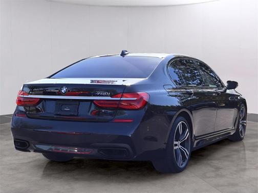 2019 BMW 750 i xDrive