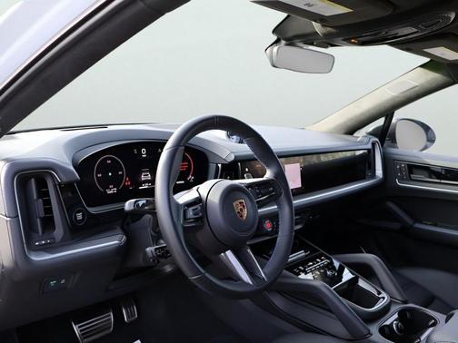 2024 Porsche Cayenne Turbo GT