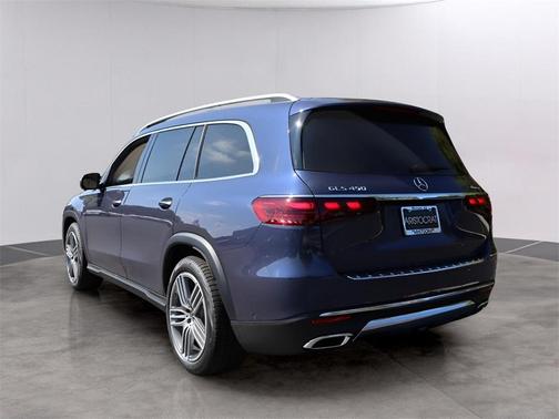 2026 Mercedes-Benz GLS 450 4MATIC