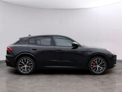 Black 2026 Maserati Grecale Modena