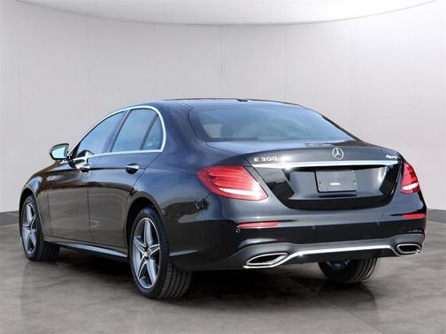 2018 Mercedes-Benz E-Class E 300