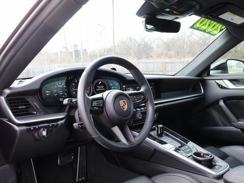 2020 Porsche 911 Carrera 4S