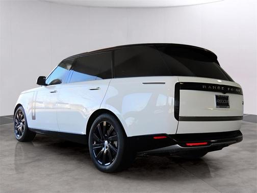 2023 Land Rover Range Rover P400 SE