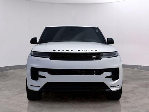 Ostuni Pearl White 2025 Land Rover Range Rover Sport P530 Autobiography