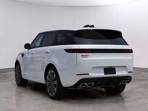Ostuni Pearl White 2025 Land Rover Range Rover Sport P530 Autobiography