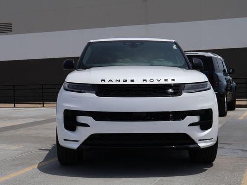 Ostuni Pearl White 2025 Land Rover Range Rover Sport P530 Autobiography