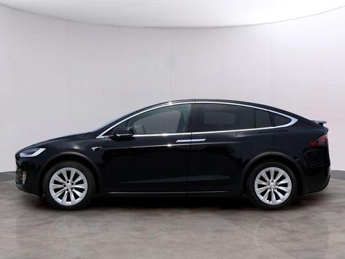 2020 Tesla Model X Long Range