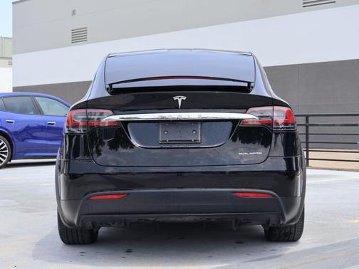 2020 Tesla Model X Long Range