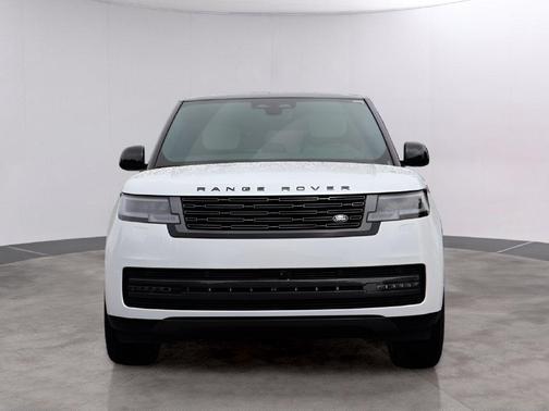 Ostuni Pearl White 2026 Land Rover Range Rover AUTOBIOGRAPHY