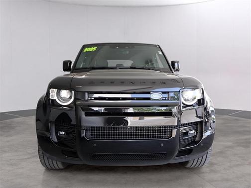 2025 Land Rover Defender P525 V8