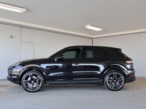 2023 Porsche Cayenne