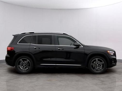 2026 Mercedes-Benz GLB 250 Base 4MATIC