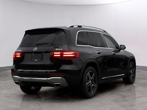 2026 Mercedes-Benz GLB 250 Base 4MATIC