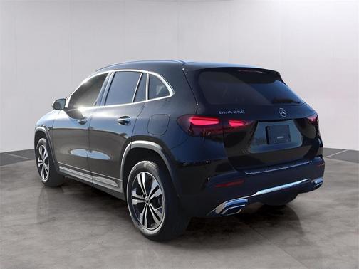 2026 Mercedes-Benz GLA 250 Base 4MATIC