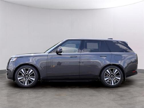 2025 Land Rover Range Rover P550e SE