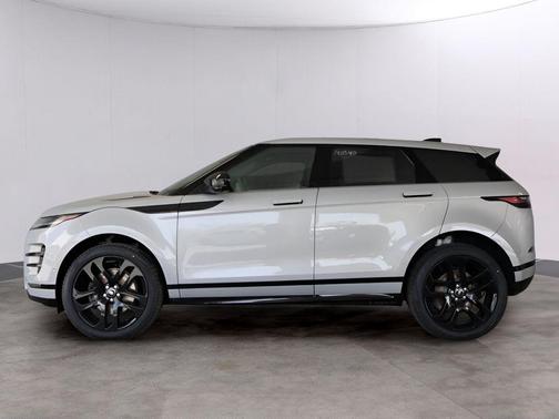 Seoul Pearl Silver 2026 Land Rover Range Rover Evoque Dynamic SE