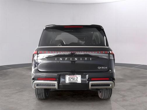 2025 INFINITI QX80 SENSORY