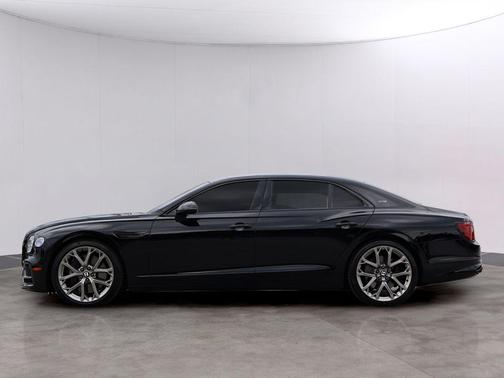 Black Crystal Metallic 2024 Bentley Flying Spur Speed