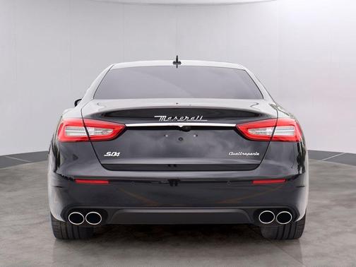 Nero 2018 Maserati Quattroporte S Q4