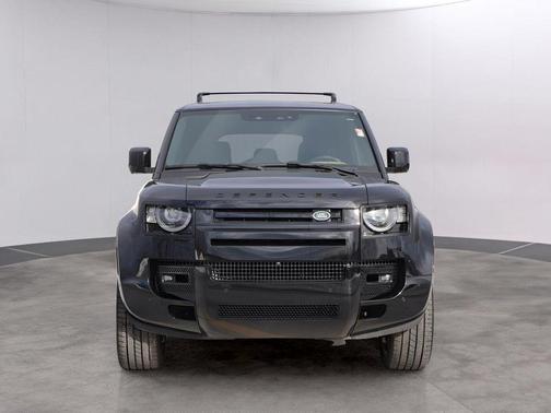 2024 Land Rover Defender P400 X