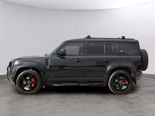 2024 Land Rover Defender P400 X