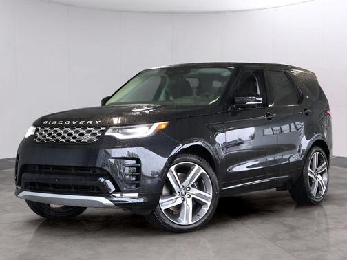 Santorini Black 2025 Land Rover Discovery P360 Metropolitan Edition