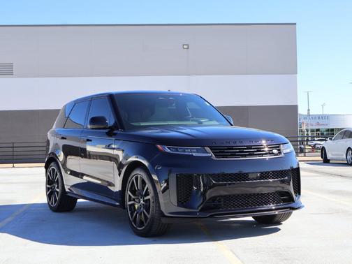 Ligurian Black In Gloss Finish 2025 Land Rover Range Rover Sport P635 SV Edition Two