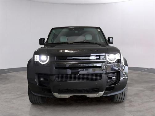 2025 Land Rover Defender P525 V8