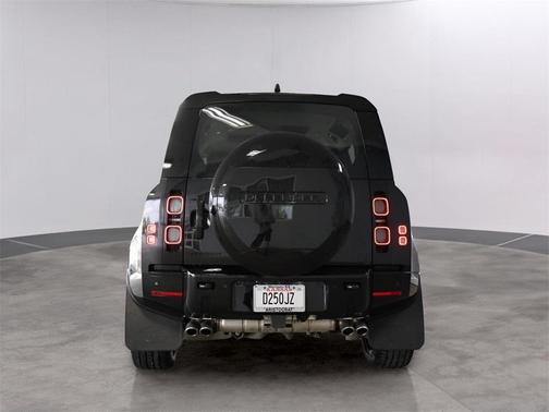 2025 Land Rover Defender P525 V8