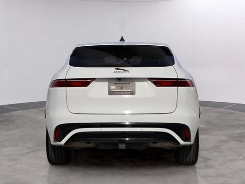 2025 Jaguar F-PACE P250 R-Dynamic S