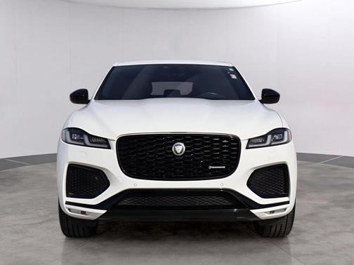 2025 Jaguar F-PACE P250 R-Dynamic S