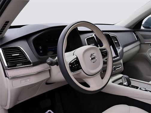 2023 Volvo XC90 Recharge Plug-In Hybrid T8 Plus 6 Passenger