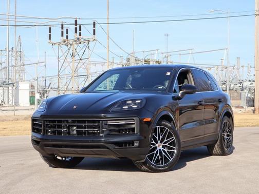 2025 Porsche Cayenne Base