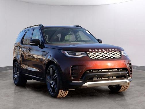 2026 Land Rover Discovery Tempest Edition