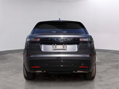 2025 Land Rover Range Rover Velar P250 Dynamic SE