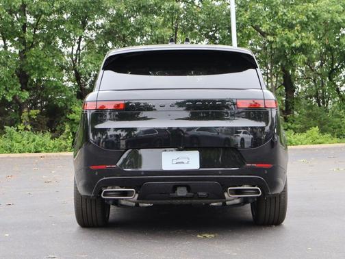Santorini Black 2026 Land Rover Range Rover Sport P400 Dynamic SE