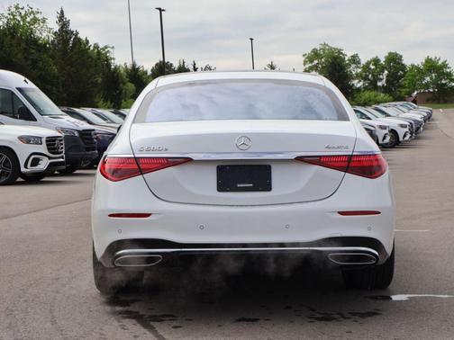 Moonlight 2025 Mercedes-Benz S-Class Base